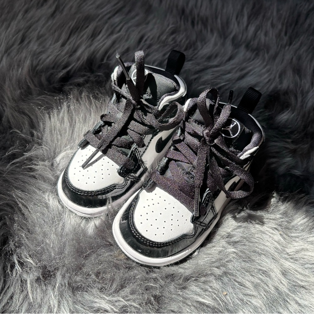 Jordan Kids Black and White Sneakers